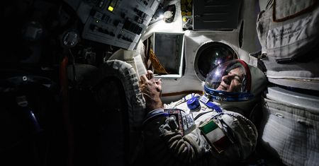 10-letni aparat, latarka z iPhone'a i trochę kreatywności wystarczyło, by trafić na okładkę "National Geographic"