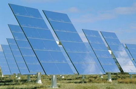 Francja szykuje nawiększą na świecie elektrownię słoneczną