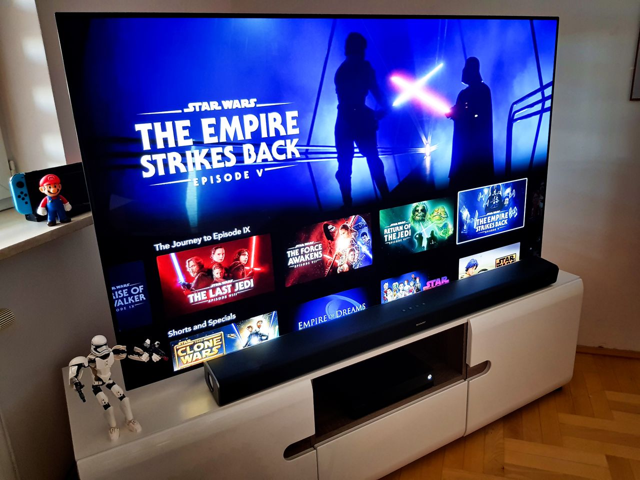 LG OLED B9 i aplikacja Disney+