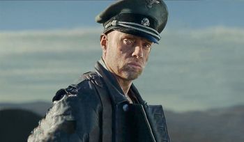 Przebój z czasów II wojny. "Podąża drogą gniewu, rozpętuje piekło"