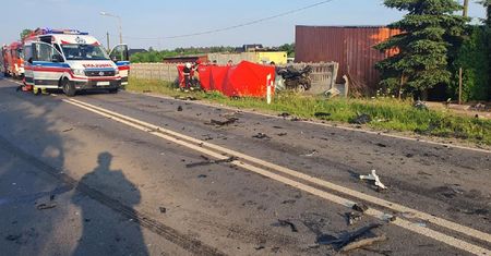 Tragedia pod Legionowem. Nie żyje 25-latek