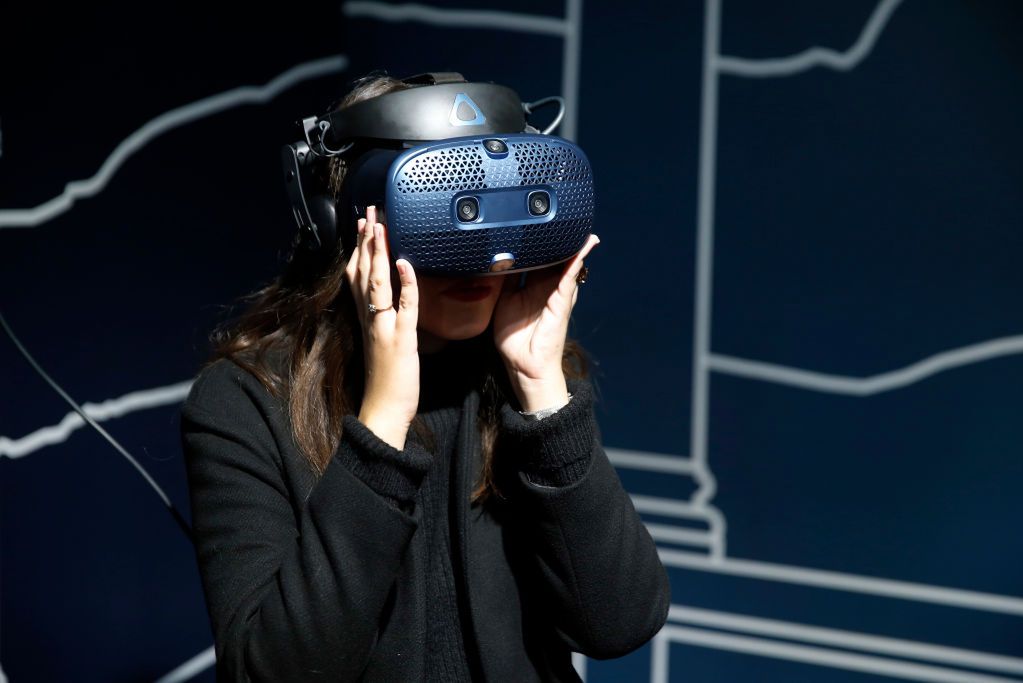 Technologia wirtualnej rzeczywistości posłużyła do "spotkania" ze zmarłą córką, fot. Getty Images