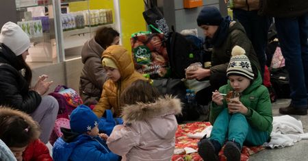 Przed Ukrainą bardzo trudna zima. Awaryjne wyłączenia prądu. "Władze nie chcą siać paniki"