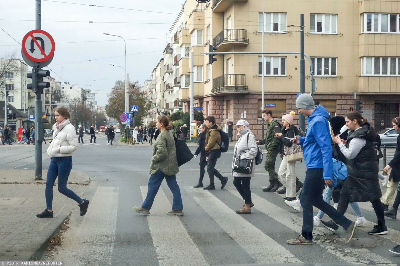 Nie ma wyjścia. Polacy będą biednieć przez większość 2023 r.