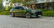 Test: BMW M760e xDrive – arcyhybryda, w której błogość ściera się z szałem innowacji
