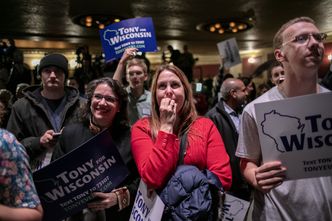 Wybory w USA pod znakiem inflacji i aborcji. Waży się też przyszłość wsparcia dla Ukrainy