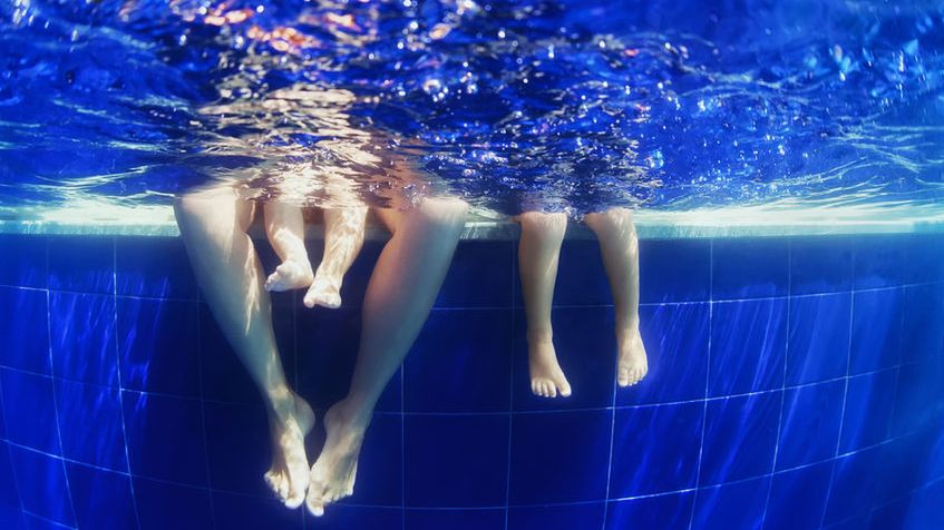 Kąpiel w basenie to świetna rozrywka dla całej rodziny