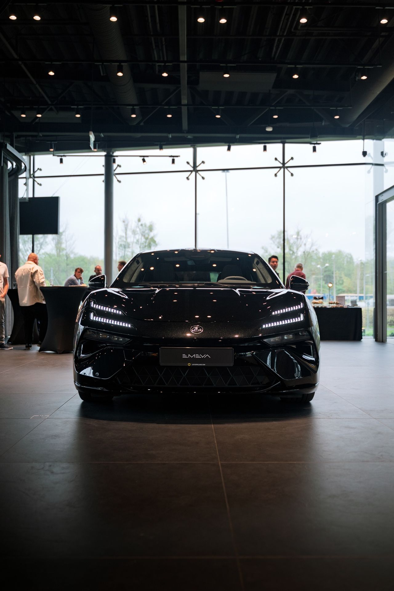 Otwarcie salonu Lotus Warszawa
