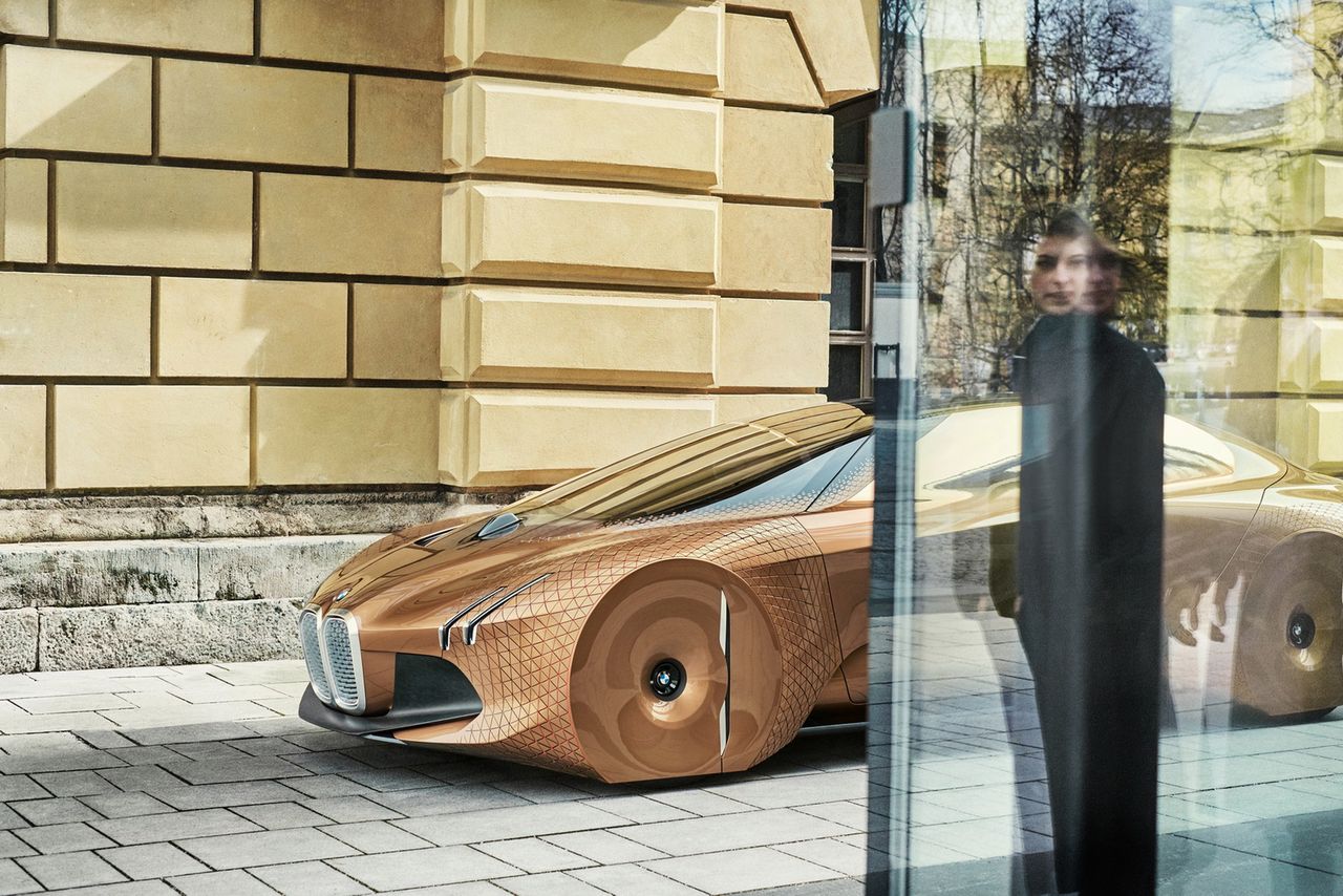 BMW Vision Next 100 na nowych zdjęciach