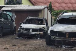 Szalony piroman spalił kilka samochodów sąsiadowi w Żaganiu. Policja zatrzymała jedną osobę