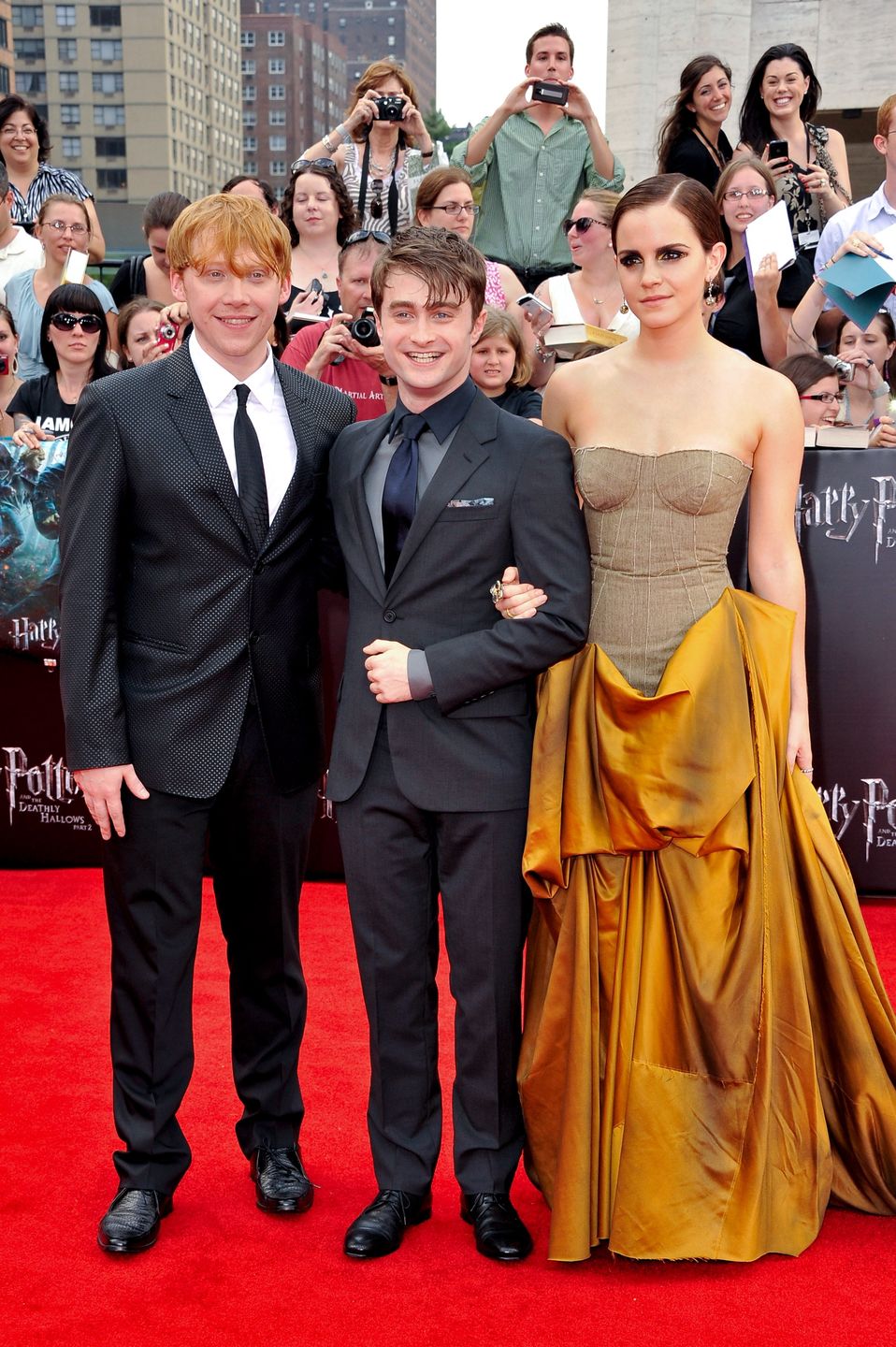 Emma Watson prezentuje krótką fryzurę w kampanii Prady