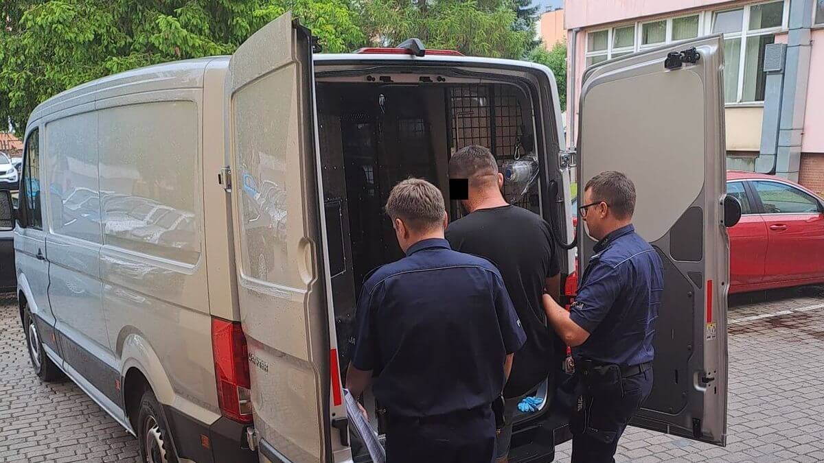Zatrzymano włamywaczy grasujących w Lubartowie | fot. Policja