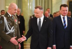 Nowe nieoficjalne informacje po wstrząsie w armii. "Minister przegiął"