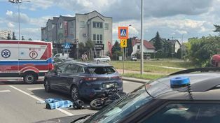 Płock: Wypadek na al. Piłsudskiego. 17-letnia motocyklistka trafiła do szpitala