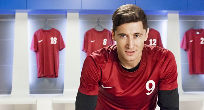 Robert Lewandowski reklamuje head &amp; shoulders także za granicą (wideo)