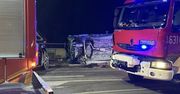 Sochaczew: Poważny wypadek na moście. Trzy osoby trafiły do szpitala