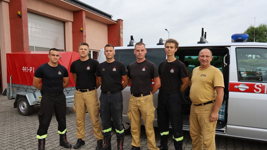 Nad Polskę nadchodzą potężne ulewy. Strażacy z Grodziska i Nowego Tomyśla ruszają wspierać zagrożone tereny