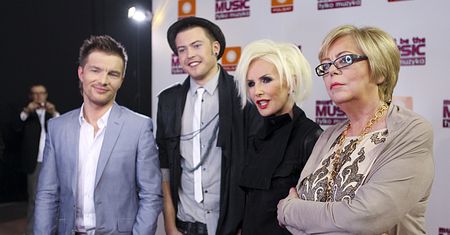 "Must be The Music" nadal wyprzedza "Bitwę na głosy"