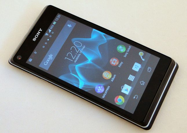 Xperia L