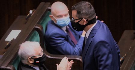Stan wyjątkowy, stan klęski żywiołowej? Takie możliwości ma rząd