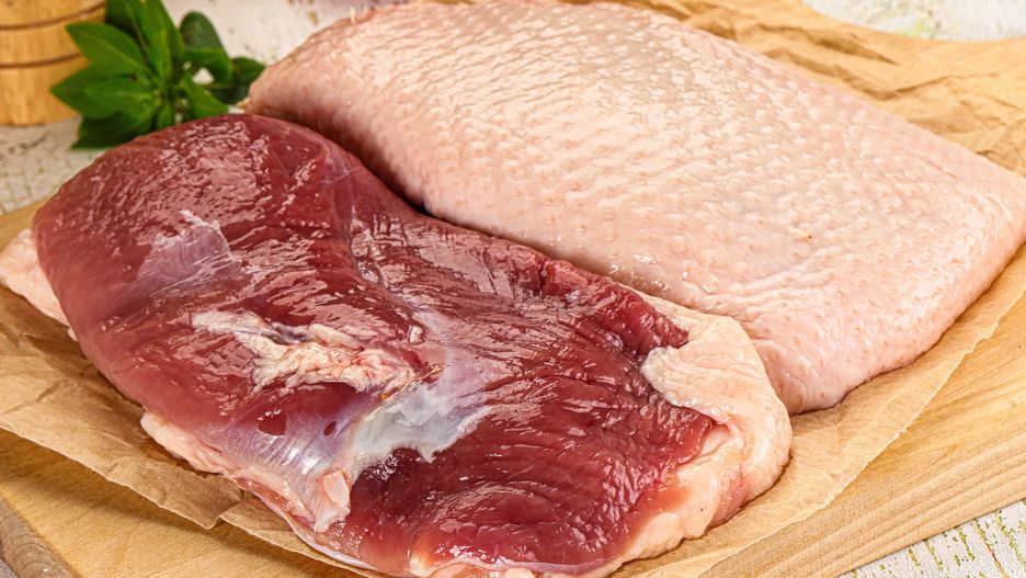 Filet z piersi kaczki (ze skórą i bez) kupisz w promocji