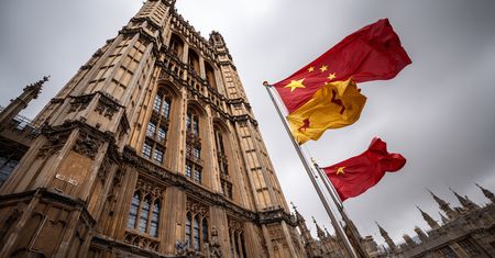 Chińskie szpiegostwo na celowniku MI5. LinkedIn nowym polem działania agentów?