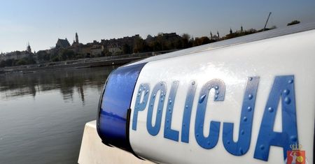 Mazowieckie. Akcja ratunkowa nad Wisłą. Nietrzeźwy wędkarz wpadł do Kanału Żerańskiego