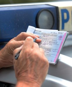 Wiele osób sądzi, że w Sylwestra można pić alkohol na ulicy. Są w błędzie, ale niewielkim