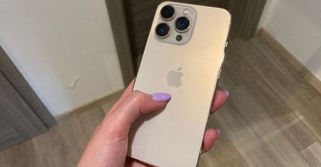 W obudowie od iPhone jest ukryty przycisk. Dziwne, że tak dużo ludzi o nim nie wie