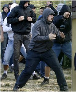 Kibole napadli na... Biedronkę. Dantejskie sceny w dyskoncie