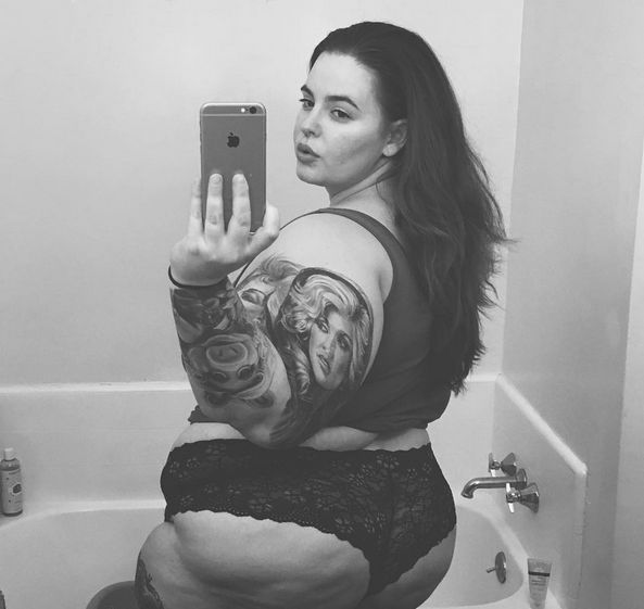 Słynna modelka plus size Tess Holliday w bieliźnie