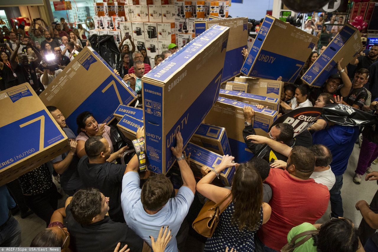 Black Friday. 5 trików, które będą cię drogo kosztować. "Na zakupy idzie myśliwy, wraca jeleń"