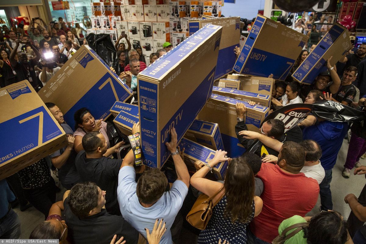 Black Friday. 5 trików, które będą cię drogo kosztować. "Na zakupy idzie myśliwy, wraca jeleń"