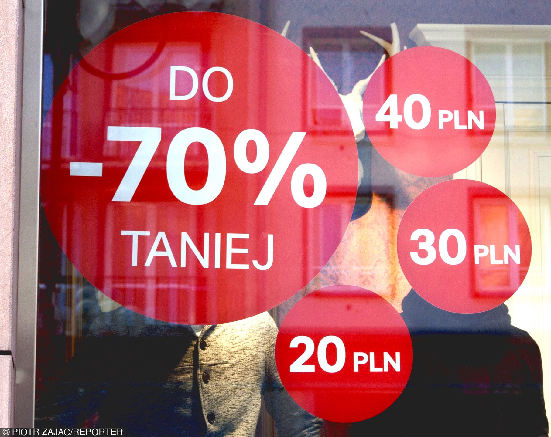Od 27 grudnia w marketach i galeriach handlowych na klientów czekają duże przeceny