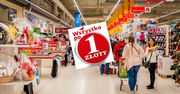 Wyprzedaże w supermarketach i dyskontach. W Auchan 1000 produktów po 1 zł, Biedronka oferuje coś gratis