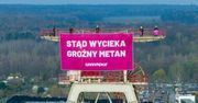 Aktywiści Greenpeace w kopalni. Wspięli się na 55-metrowy szyb