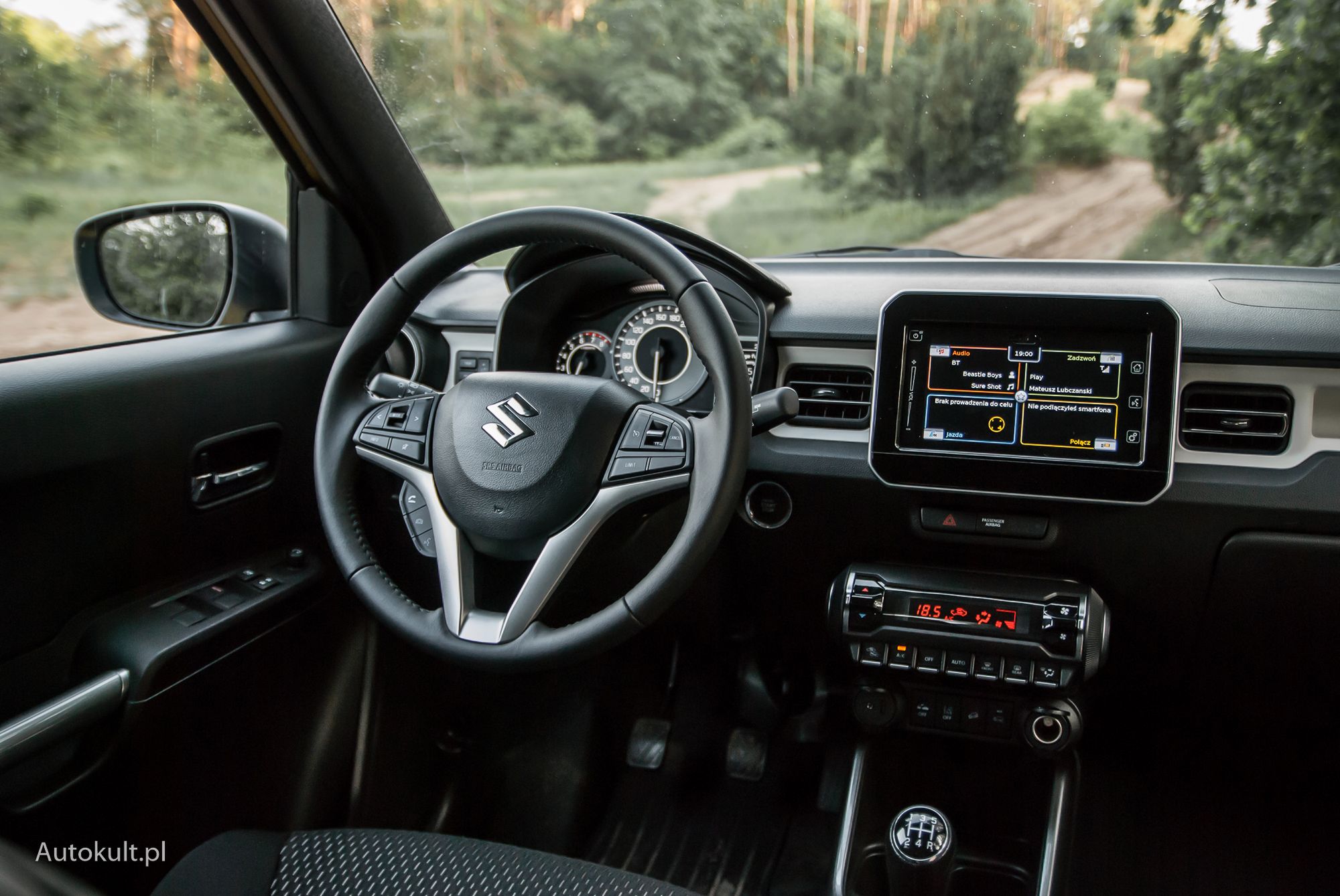 Suzuki Ignis - wnętrze