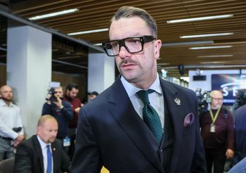 Mejza poza klubem PiS. Polityk zabrał głos