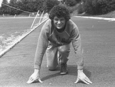 Terry Fox przed wypadkiem źródło: https://postmediaprovince2.files.wordpress.com/