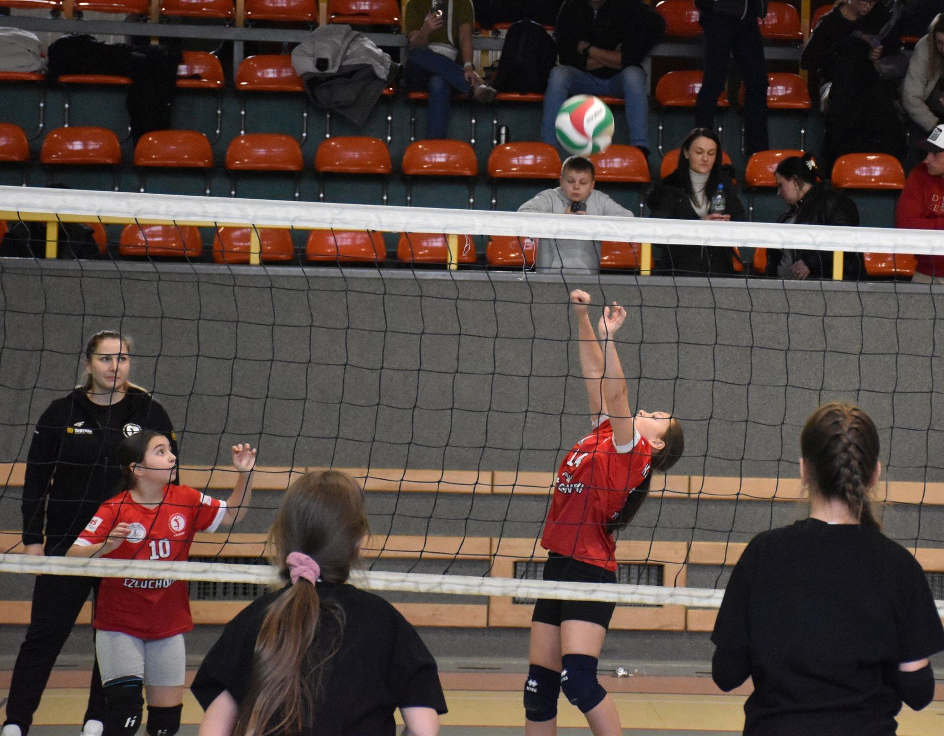 Ligowe turnieje siatkówki dziewcząt w Malborku
