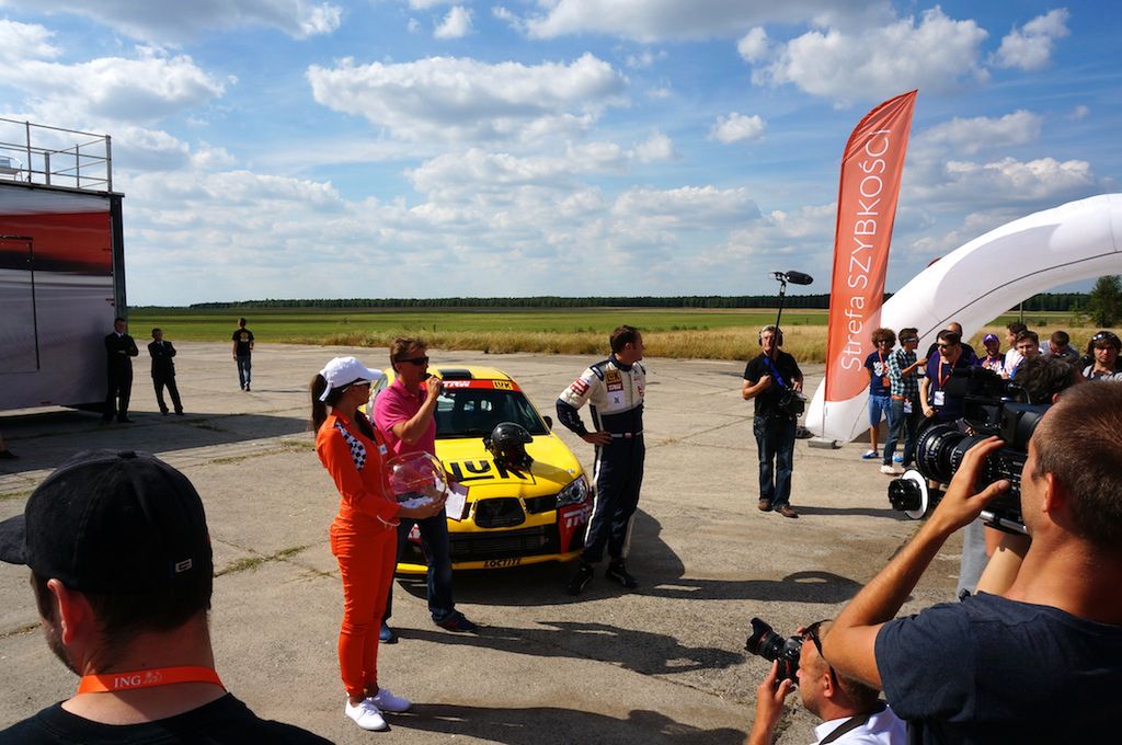 Przelew przy 250 km/h z ING BankMobile HD 29