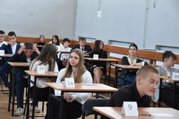 Egzamin ósmoklasisty 2025 z matematyki. Emocje w SP nr 1 w Aleksandrowie Kujawskim