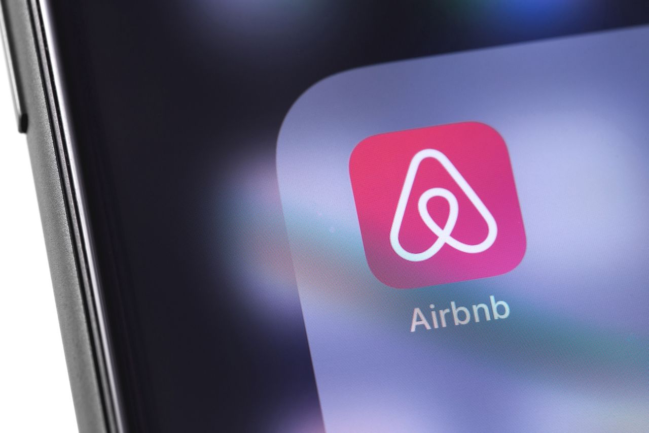Airbnb zakwateruje 20 tys. uchodźców. "To nie koniec kryzysu"