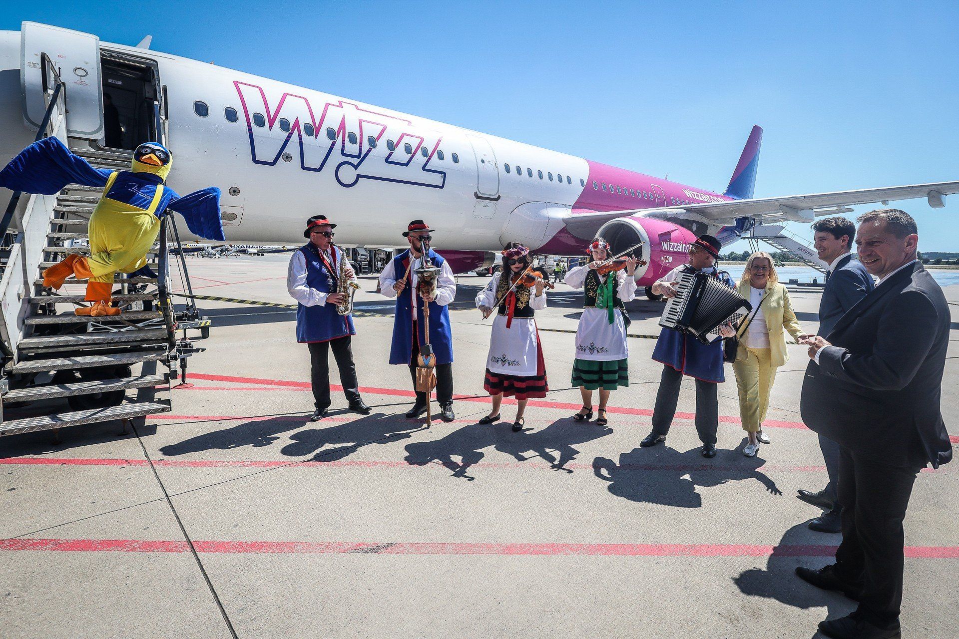 Powitanie samolotu Wizz Air z Budapesztu