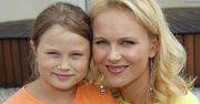 Jak wygląda dziś córka Anny Samusionek? Angelika jest przepiękną kobietą