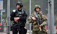 Sabotaż w Amsterdamie. Pożar przy torach w dniu szczytu NATO