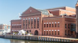 Gdańsk: Są historie, które się nie starzeją. "Metropolis" w Operze Bałtyckiej nie daje o sobie zapomnieć długo po zapadnięciu kurtyny