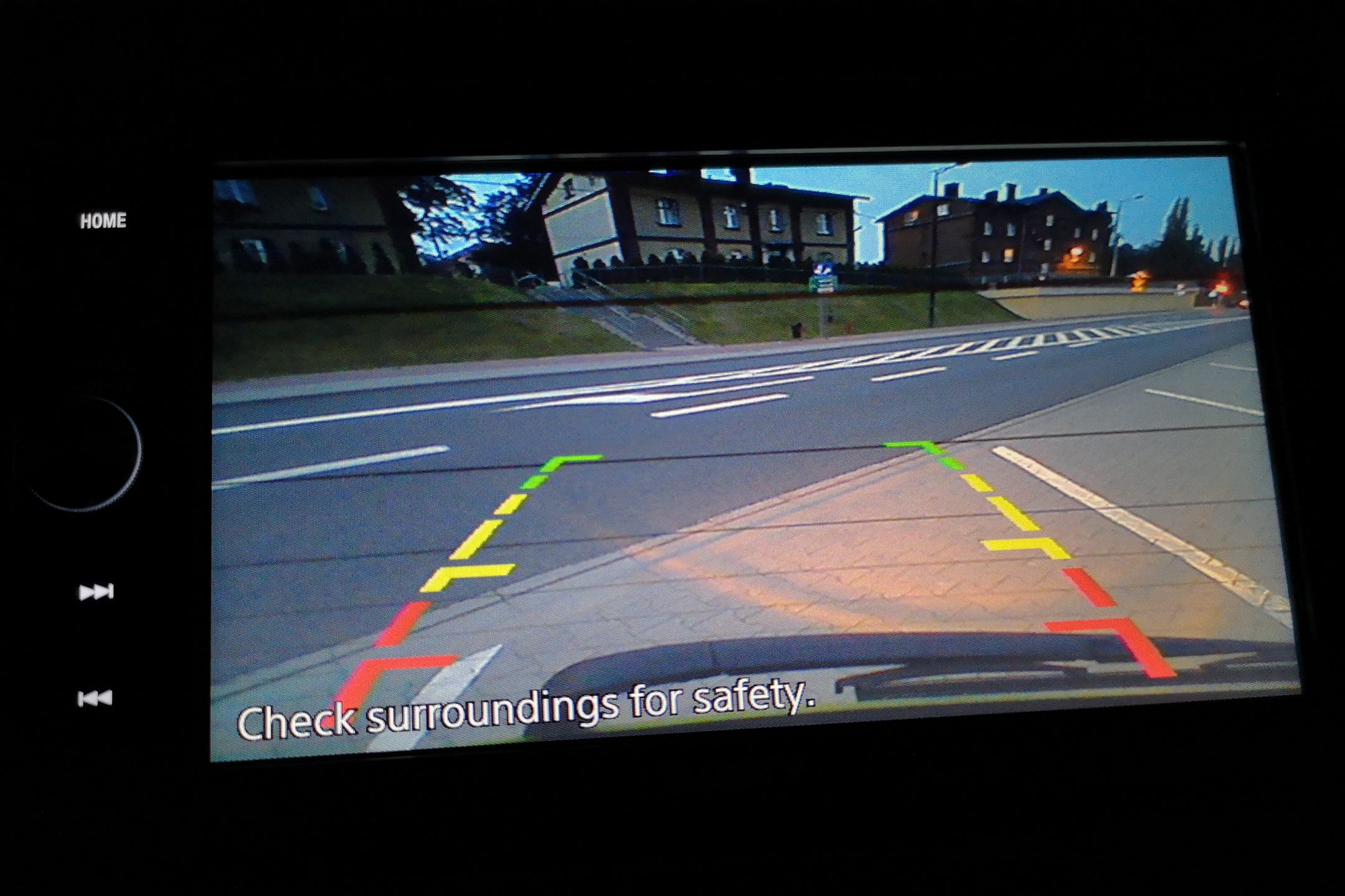 Sony XAV-AX100: sposób na Android Auto i Apple CarPlay w każdym samochodzie 15