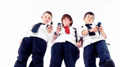 Nastolatki nie używają komórek, żeby być cool 1