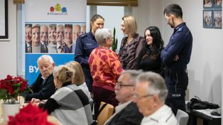 Bydgoszcz: Seniorzy wystąpili w filmie. Mówią, jak nie dać się oszukać